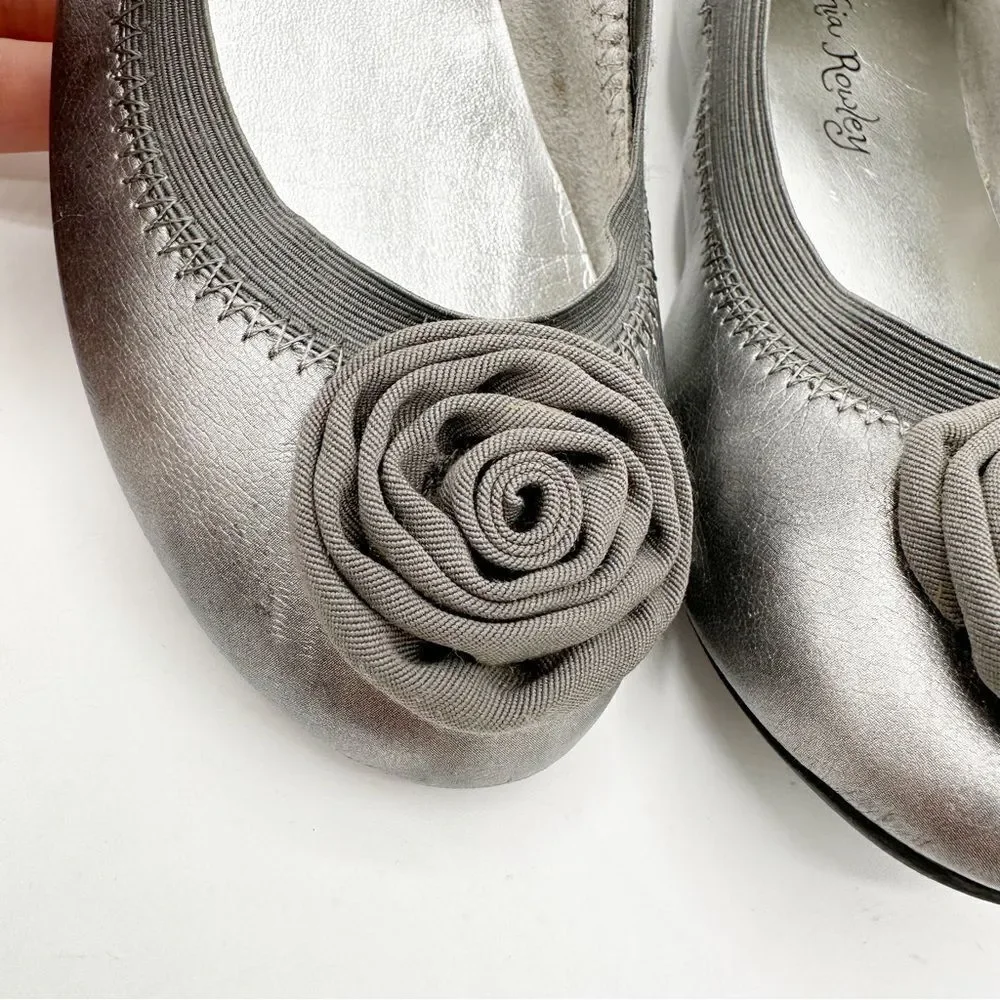 Girls Cynthia‎ Rowley Girls Ballet Flats w/Flower Embellishment Sz 1